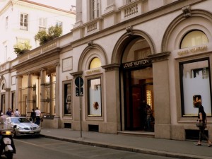 VIA MONTENAPOLEONE, Milano