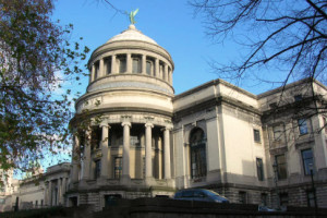 muzeul de arta si istorie